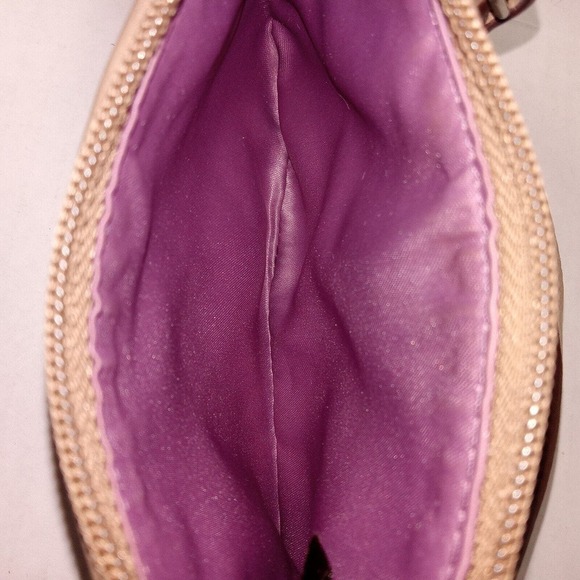 Coach Wristlet Clover Print - Picture 14 of 16